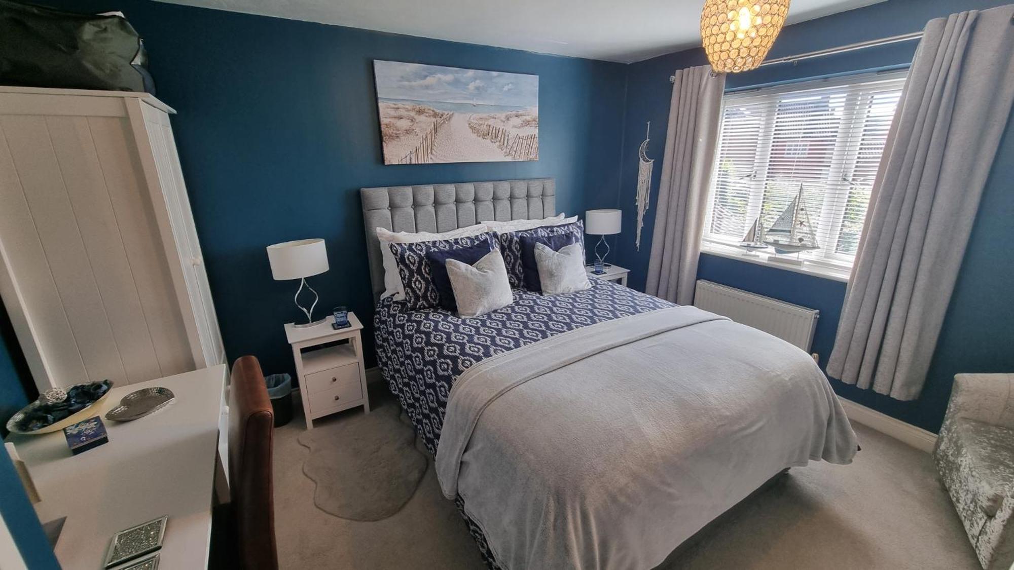 Dungarvon House B&b, Hot Tub, Garden, Summerhouse, Electric Vehicle Point , 3 Bedroom Options